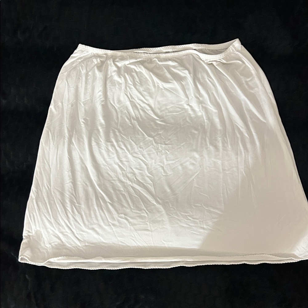 Jones New York Elegant White Slip, Size L